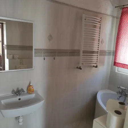 Zimer Mit Bad In Polen Im Swineminde Apartament Heringsdorf